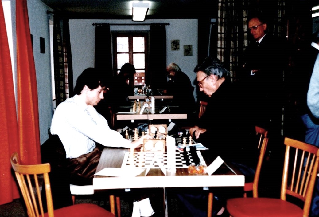 1988 4